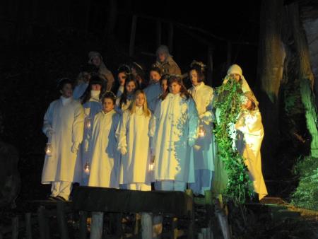 Predstava Božična noč pri Ivanovem izviru 10